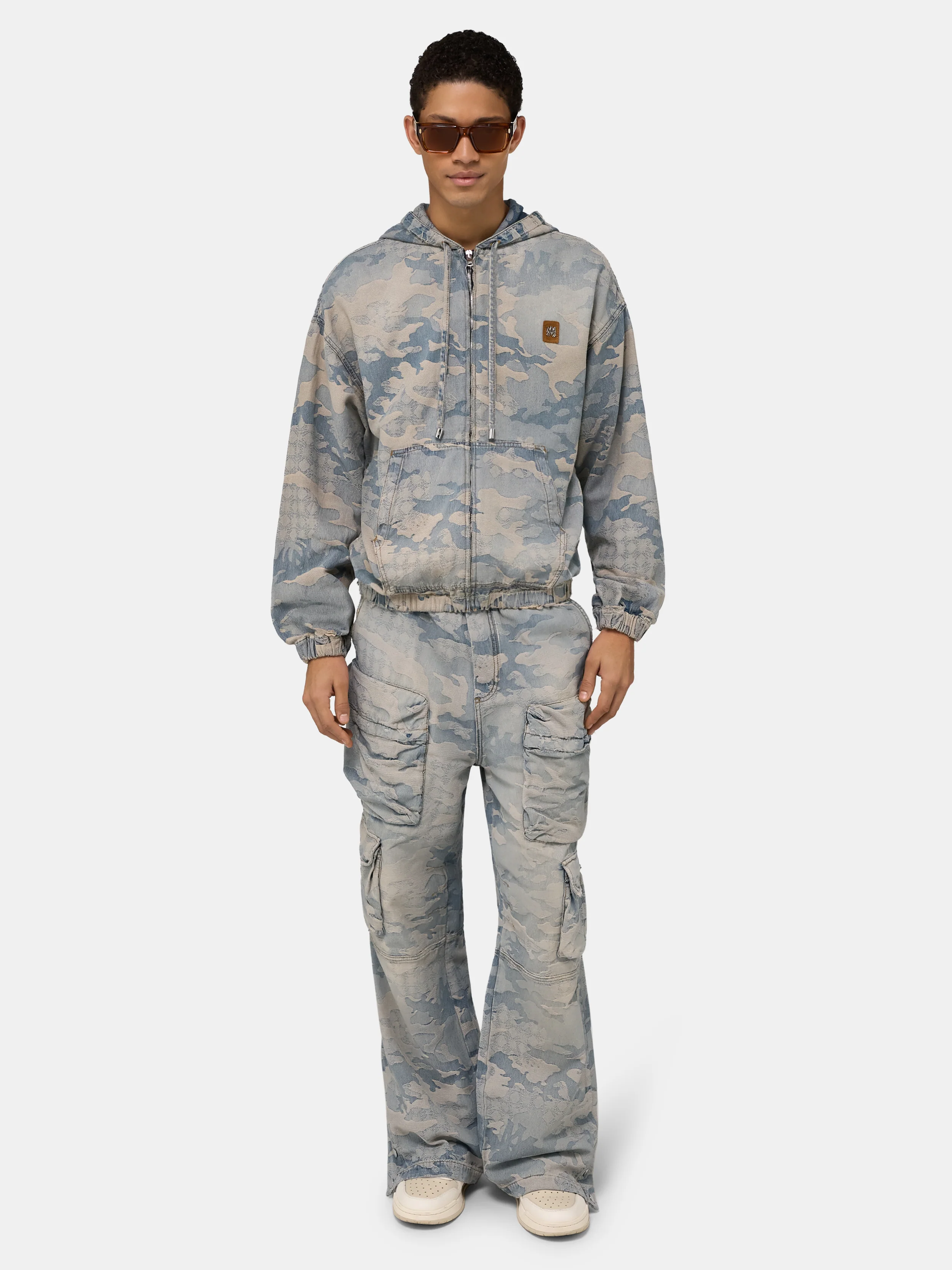 CAMO JACQUARD BAGGY CARGO JEAN - Camo Indigo - Image 2